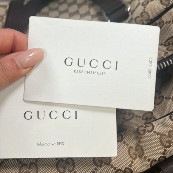 Gucci duffle bag for travel unisex! - Picture 4 of 5